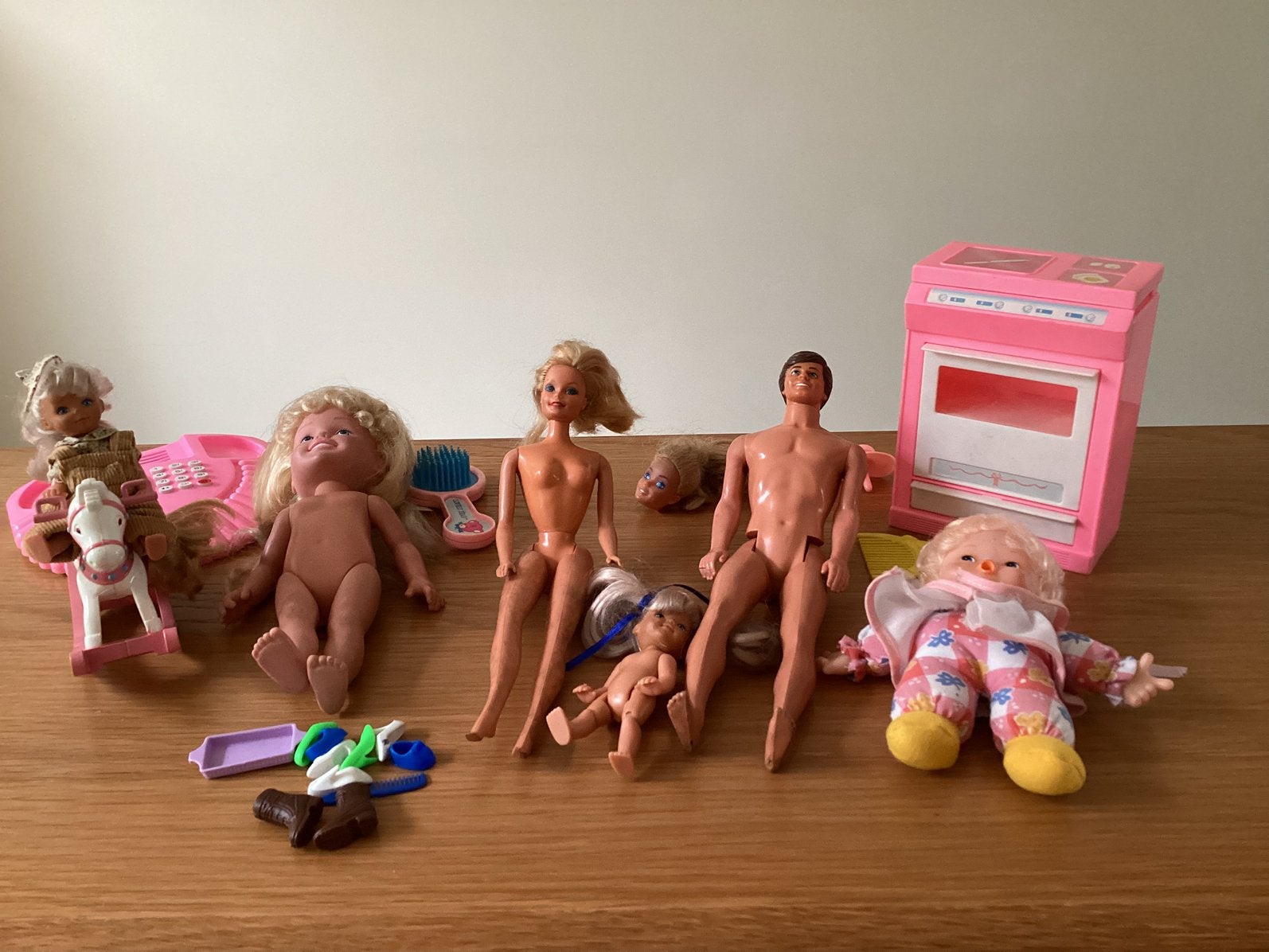 Poupées vintage Barbie/Ken et autres, Enfants & Bébés, Jouets | Poupées, Enlèvement, Utilisé, Barbie