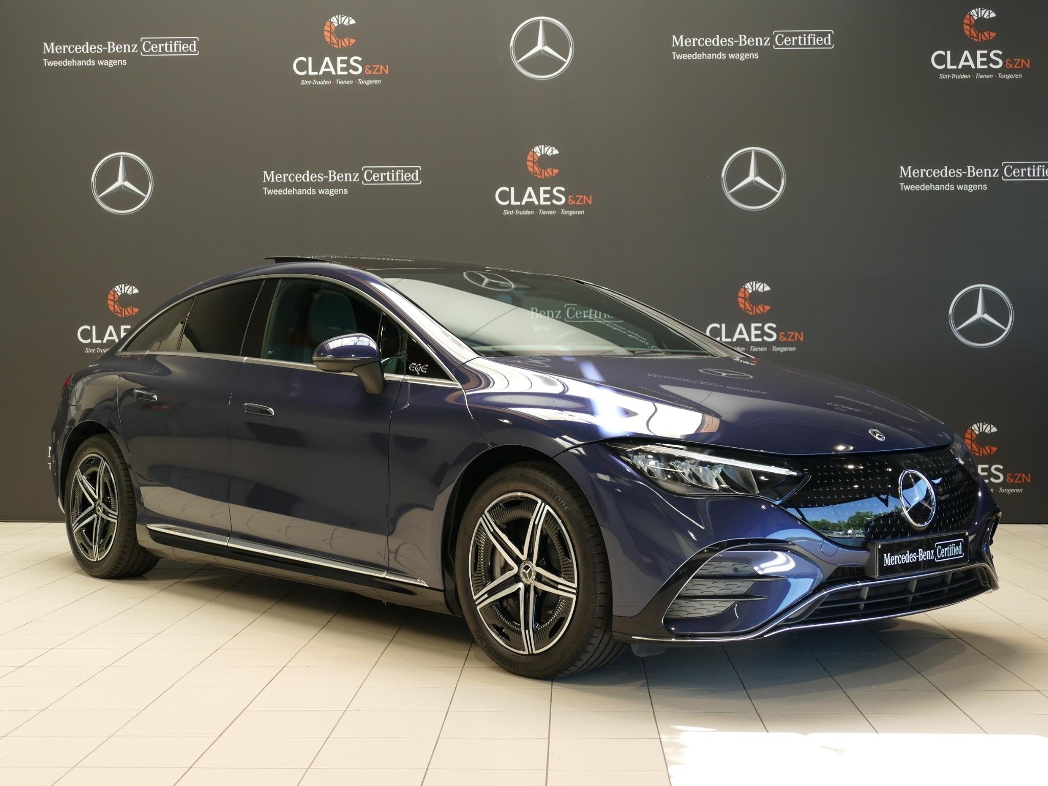 Mercedes-Benz EQE 300 AMG Line - DOS 8838, Auto's, Automaat, 4 deurs, Blauw, 195 kW