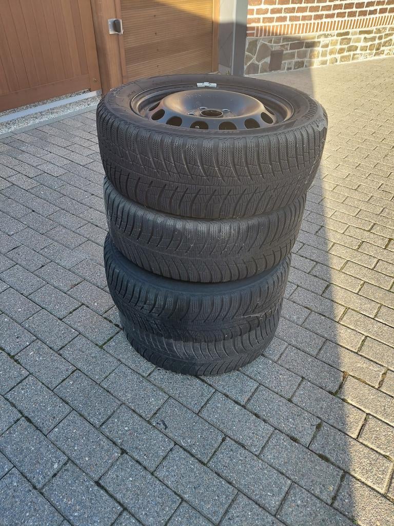 Winterbanden set op stalen velgen Bridgestone 205/55R16 91H, Ophalen