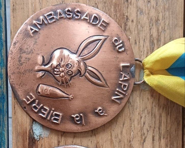 Médaille - Confrérie de l'Ambassade du Lapin à la Bière, Enlèvement ou Envoi
