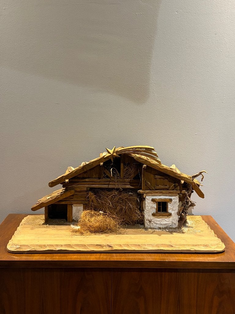 Prachtige grote houten kerststal - Alpenstijl boerderij 60cm, Gebruikt, Info@denekster.com, Ophalen of Verzenden, Weet ik niet