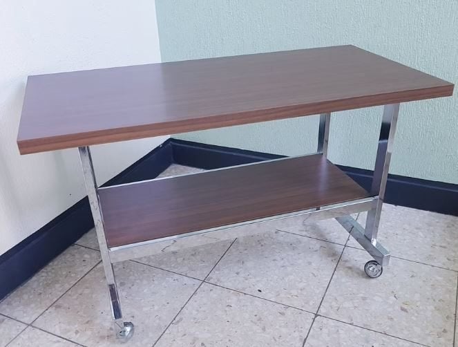 vintage stereotafeltje roltafeltje  60er, Ophalen, Huis en Inrichting
