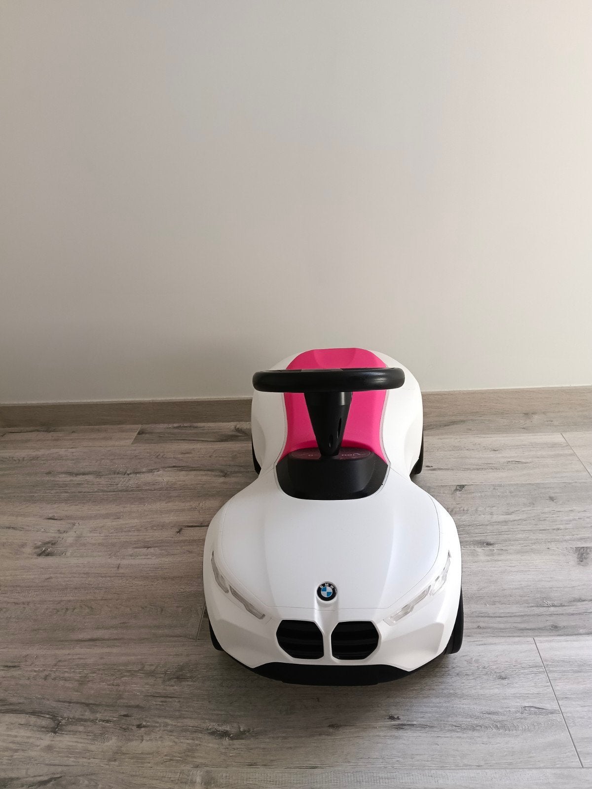 BMW Loopauto, Ophalen