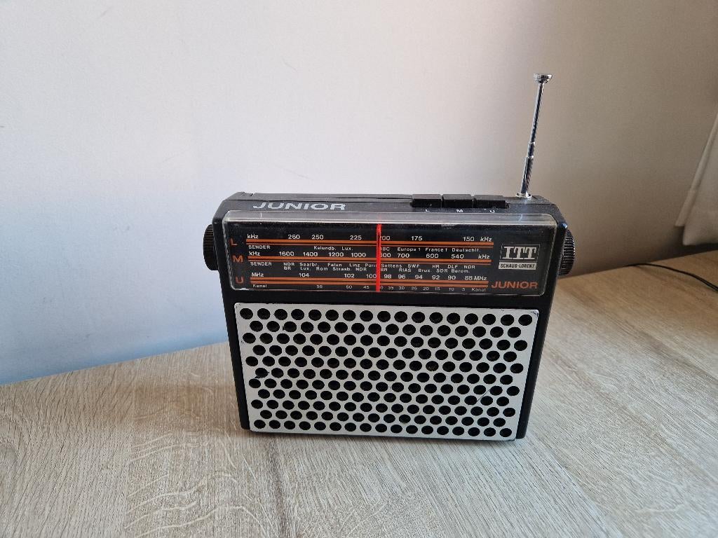 Draagbare radio (begin jaren '80, Ophalen, Radio