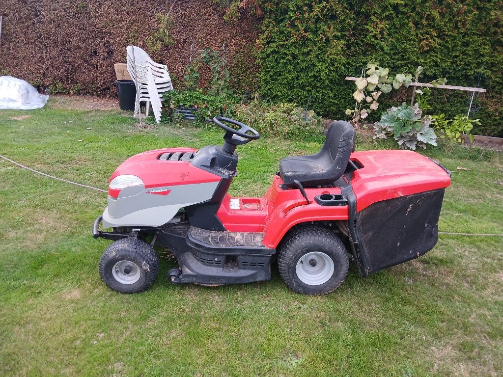 Zitmaaier, Tuin en Terras, Ophalen, Gebruikt, Colombia/Stiga, Elektrische starter