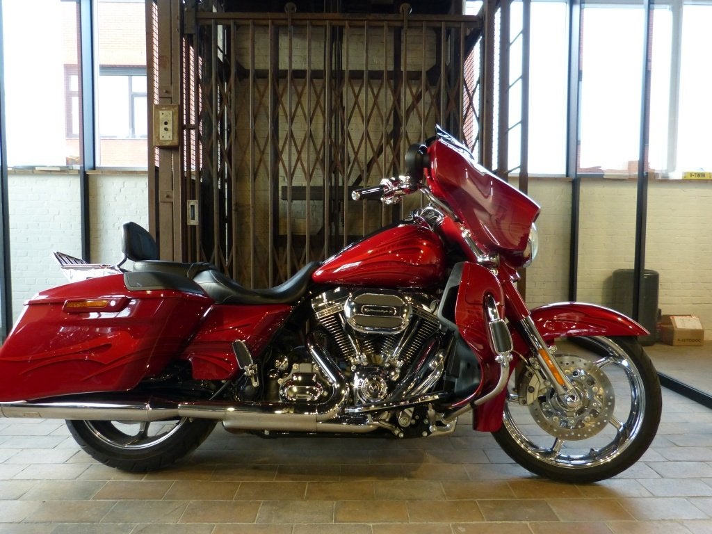 Harley-Davidson TOURING FLHXSE CVO Street Glide, Plus de 35 kW, Info@freedom-machines.be, 1801 cm³, ABS