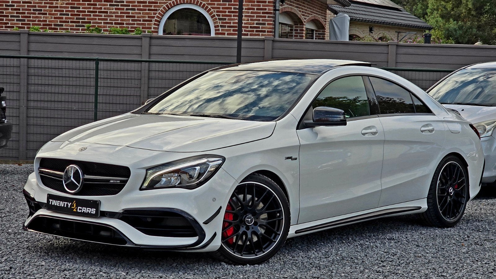 Mercedes-Benz CLA 45 AMG Sport Panoramische Dak Led Camera, Auto's, Automaat, CLA, 4 cilinders, Leder