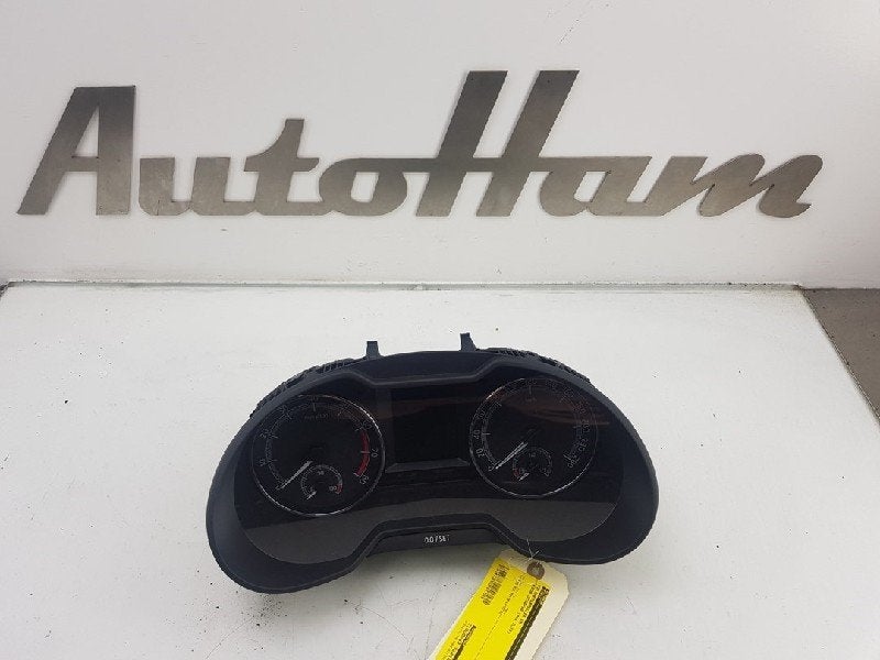 COCKPIT Skoda Octavia Combi (5EAC) (|5E0920780F|), Gebruikt, Skoda