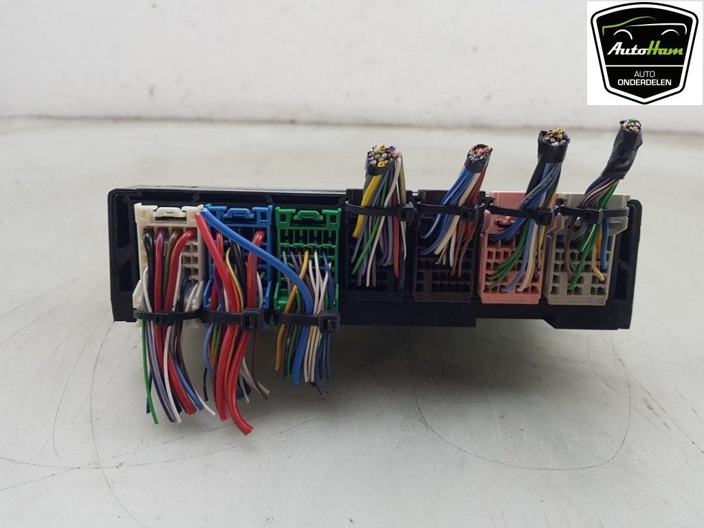 COMPUTER BODY CONTROL Opel Astra K Sports Tourer, Gebruikt, Opel