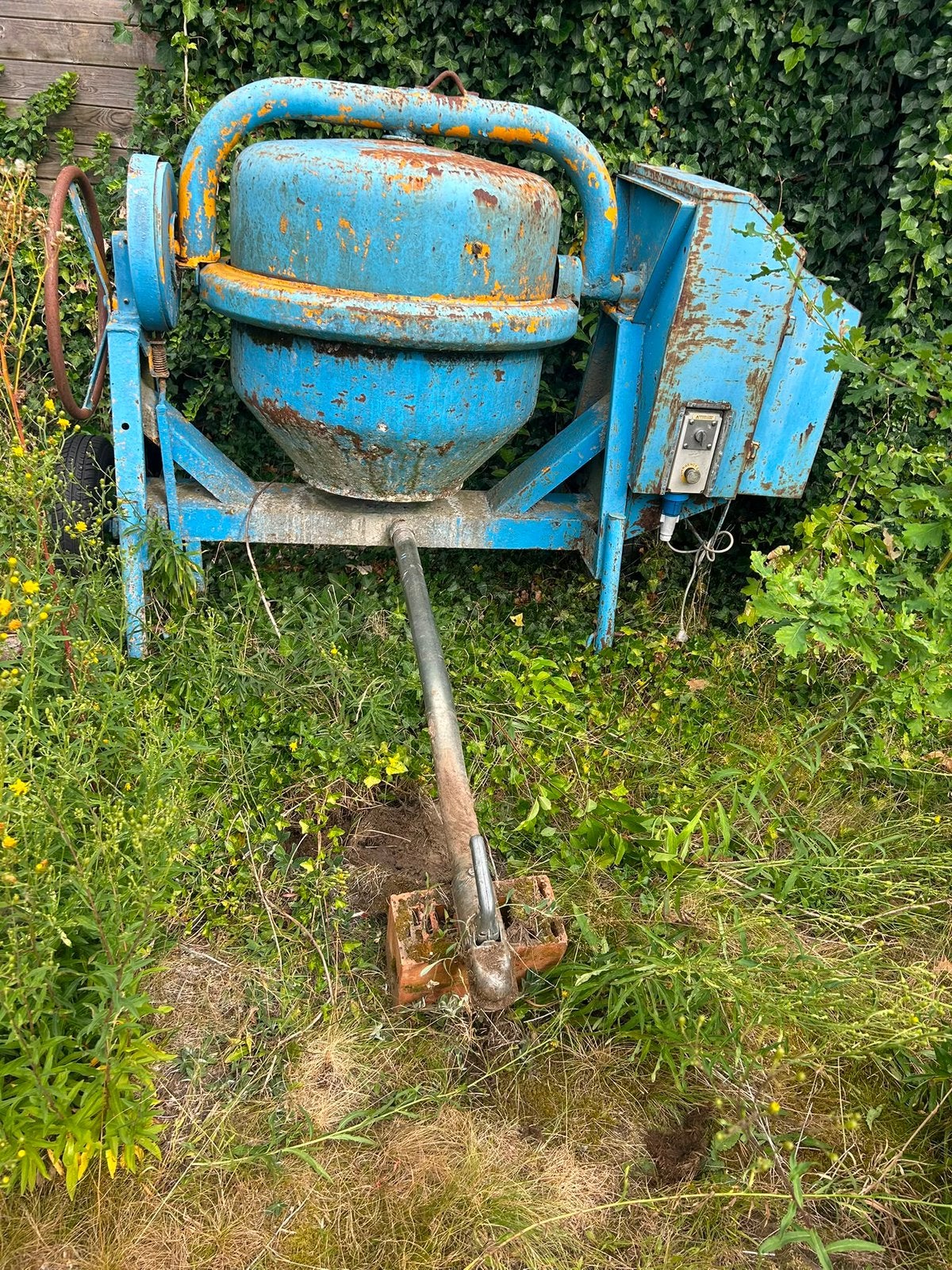 Betonmolen – werkt goed, Ophalen, Gebruikt