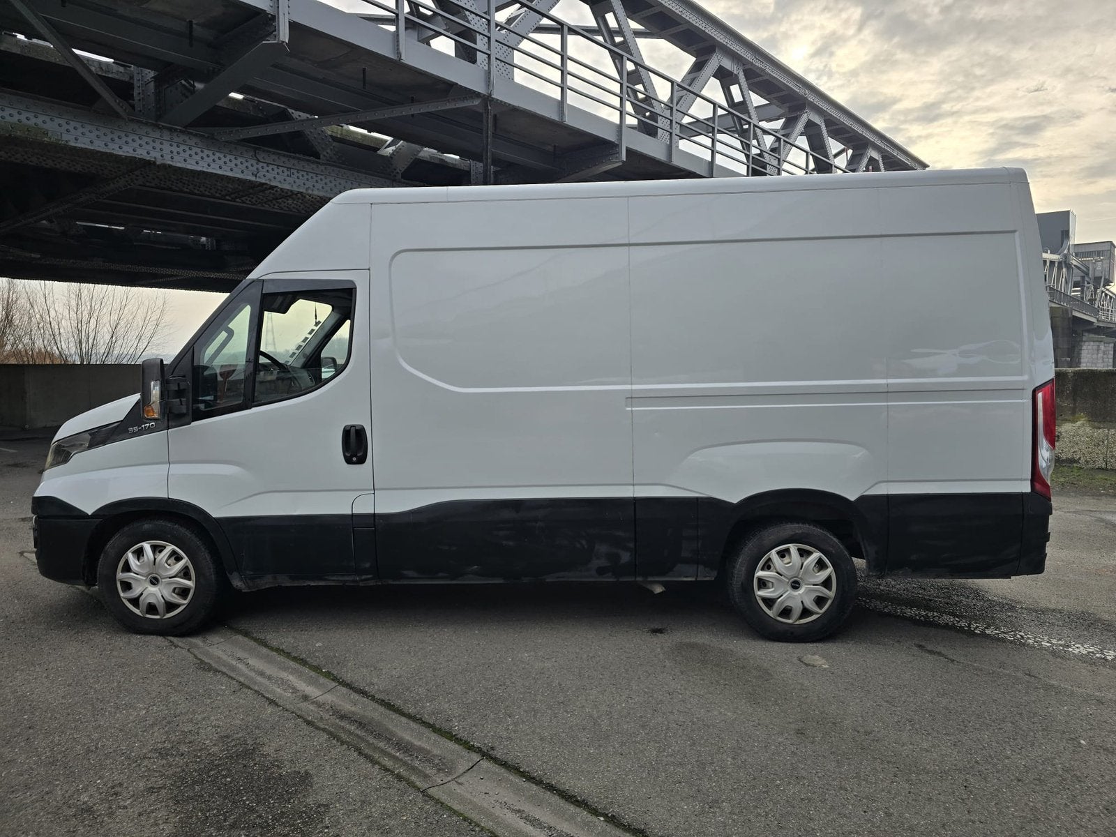 Iveco daily 3.0d 180 ch L2H2, Autos, Euro 5, Achat, Attache-remorque, Entreprise