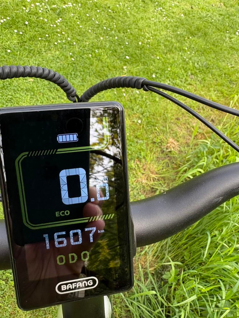 Veloci Solid e-bike (model 2024) kleur zwart, Ophalen, Zo goed als nieuw