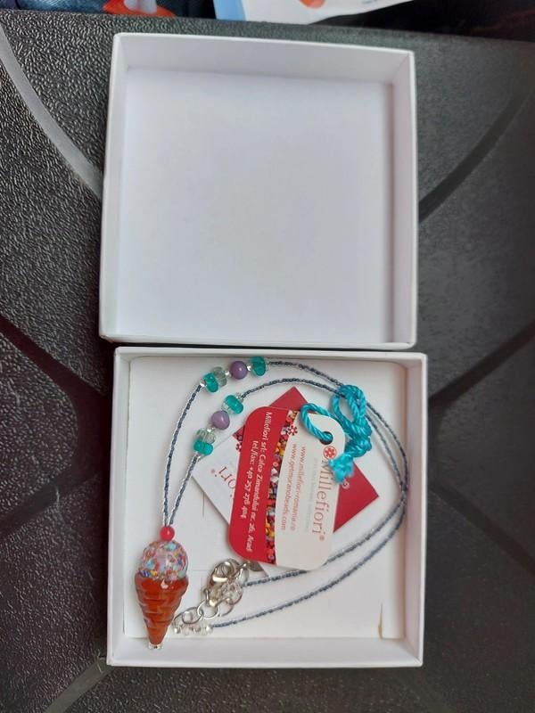 Collier fantaisiste cornet de glace -neuf avec garantie, Enlèvement, Neuf