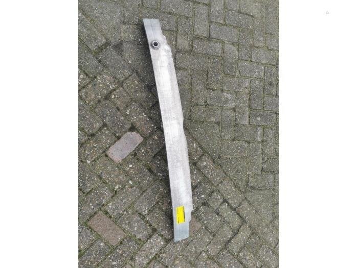 Cadre pare-chocs avant d'un Mercedes B-Klasse, 3 mois de garantie, Utilisé, -, -