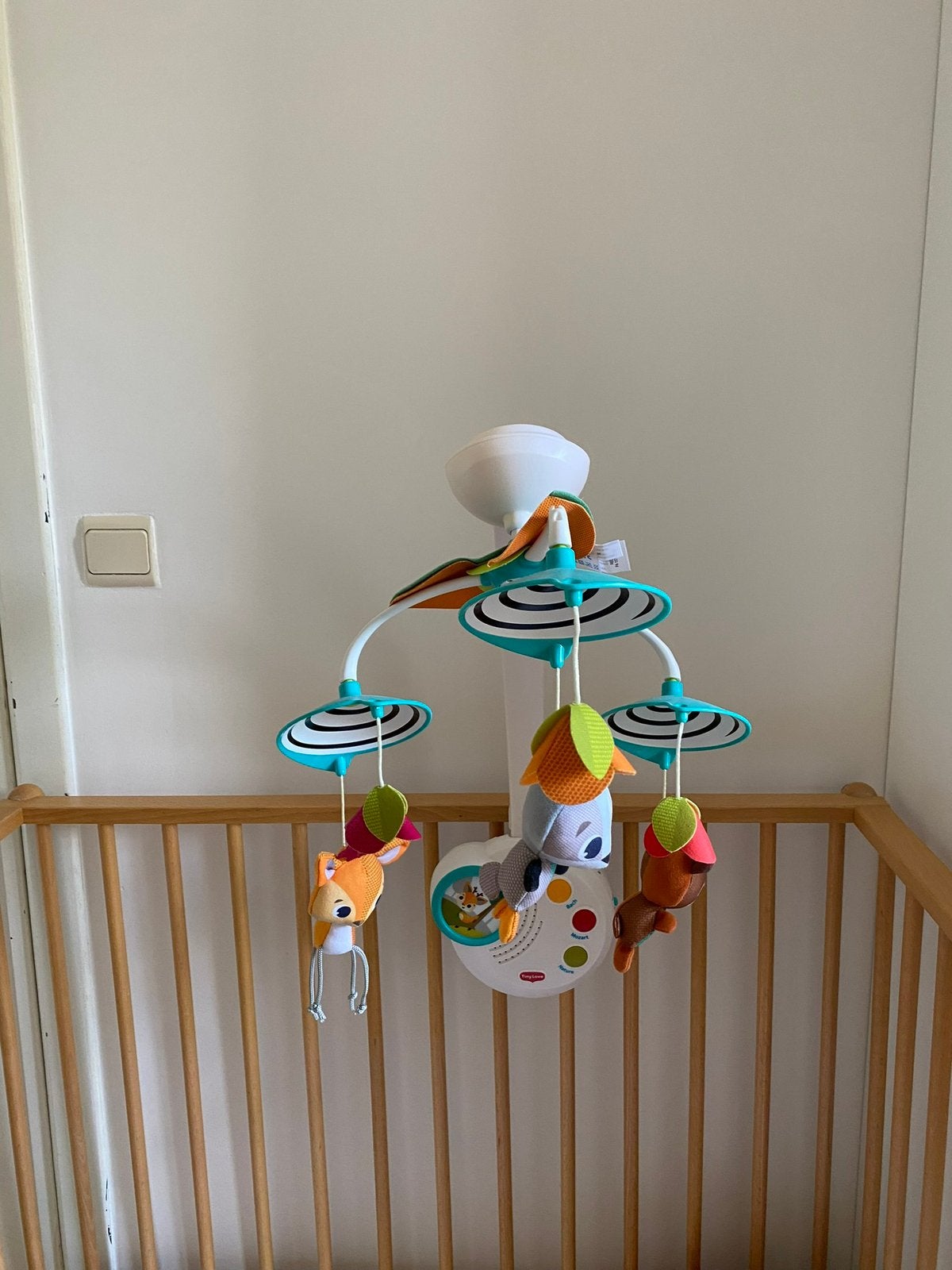 Mobile Tiny Love Box - Dans la forêt, Enfants & Bébés, Jouets | Jouets de bébé, Enlèvement, Comme neuf, Mobile, Avec lumière