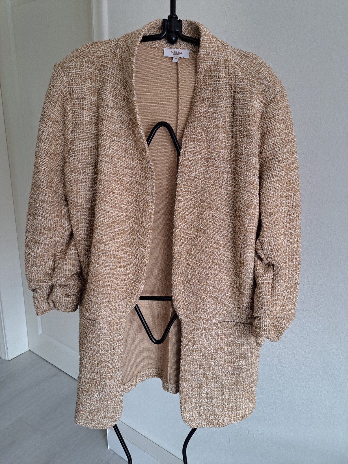 joli gilet., Vêtements | Femmes, Neuf, Taille 38/40 (M), Enlèvement ou Envoi, Versia