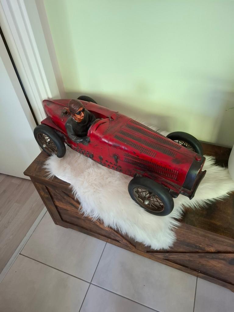 Mooi resine houte wagen, Ophalen