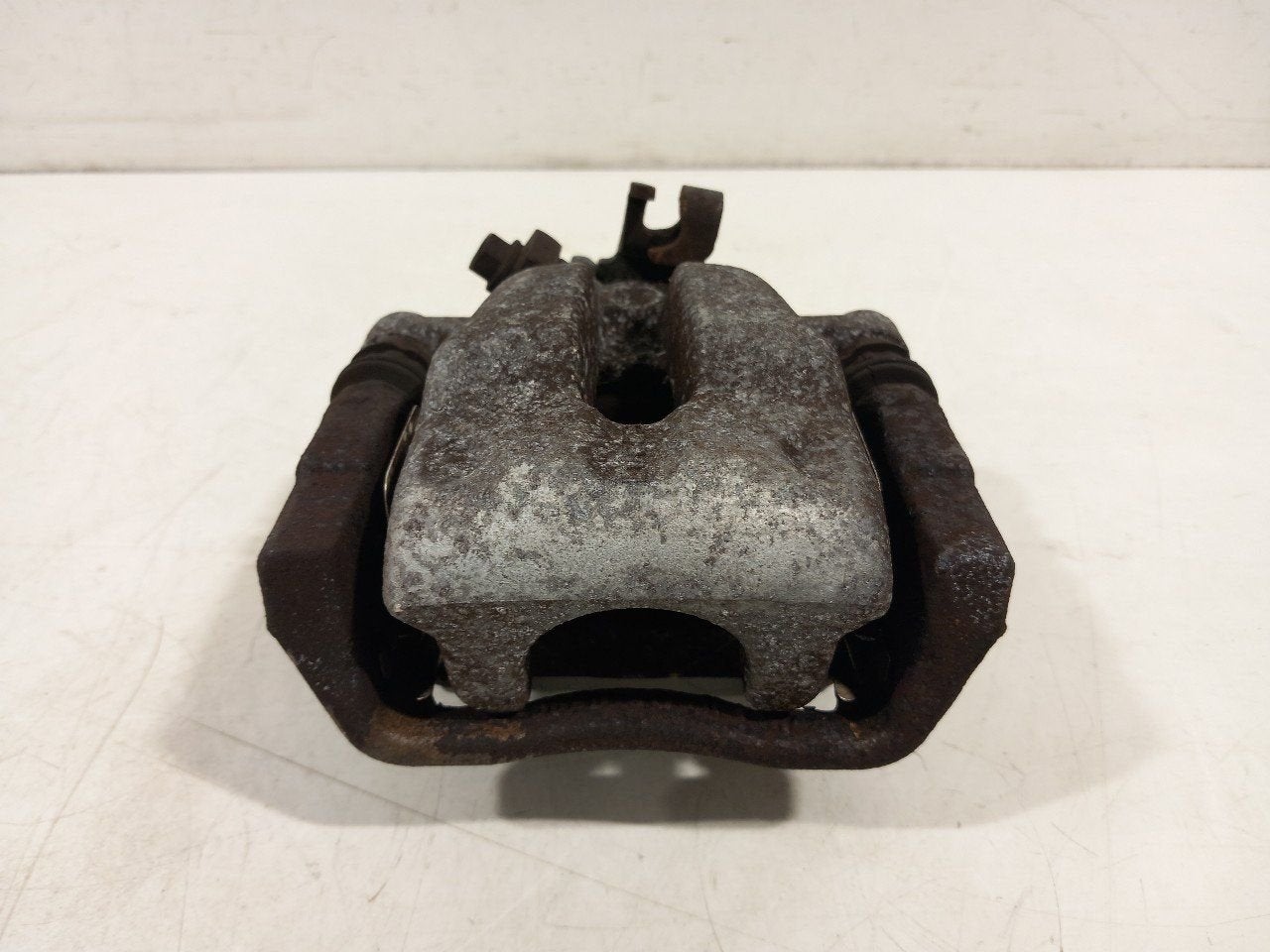 Remklauw links achter Opel Meriva, Auto-onderdelen, Onderdelen@venauto.nl, Van der Ven Autorecycling B.V., Gebruikt, Ettenseweg 76, 4706 PB Roosendaal, The Netherlands