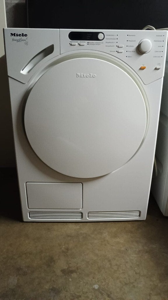 Droogkast, Ophalen, 6 tot 8 kg, Gebruikt, Anti-kreukfase