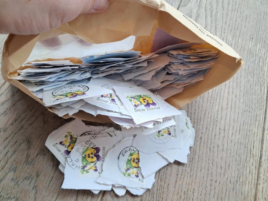 Lot Belgische postzegels, zonder bedrag noch 1, overgang €, Ophalen of Verzenden