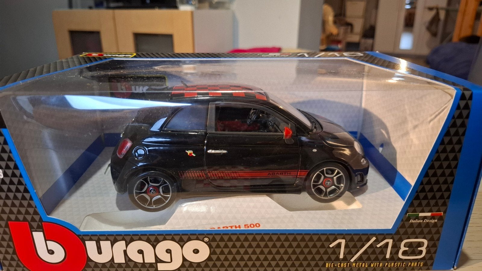 voiture miniature 1 18, Enlèvement ou Envoi, Comme neuf, Voiture, Burago