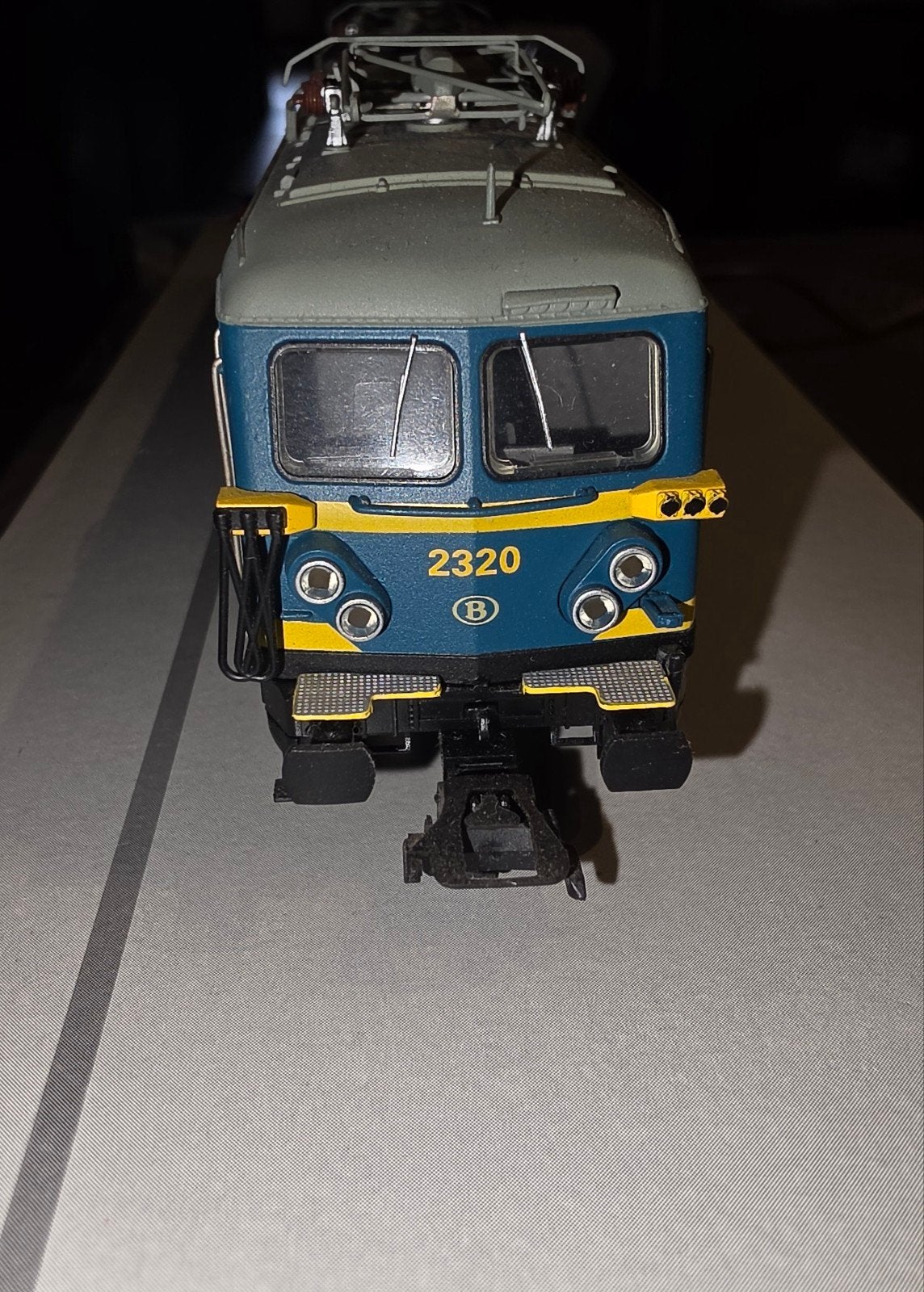 Locomotive sncb serie 23 Marklin 2 rails Ho, Hobby & Loisirs créatifs, Courant continu, Locomotive
