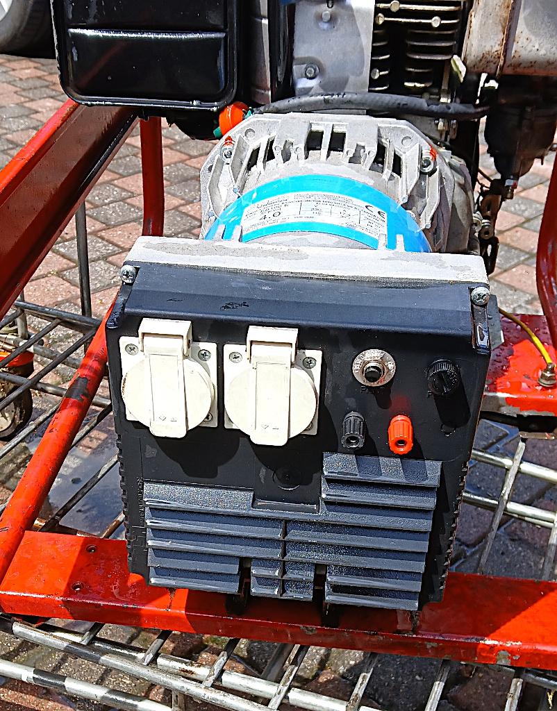 groupe electrogene, Bricolage & Construction, Générateurs, Enlèvement, Utilisé, Moins de 5 kVA, Essence
