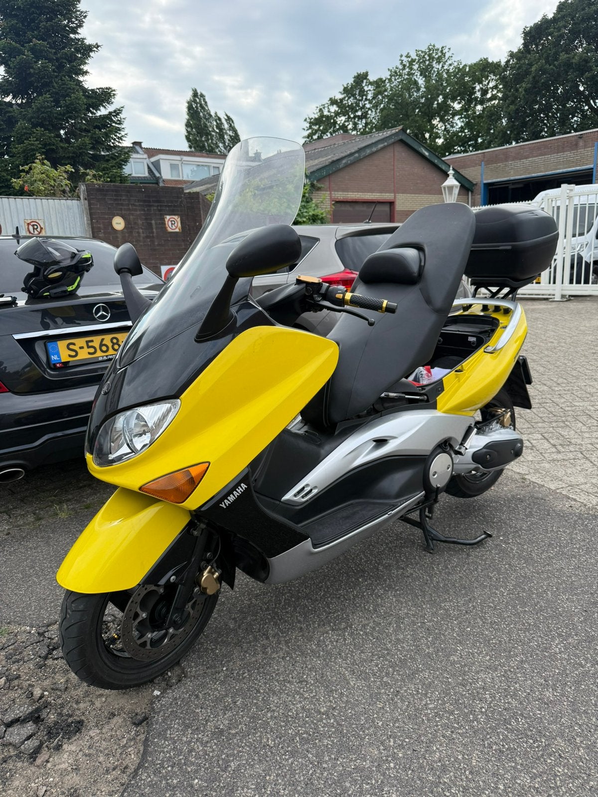 Yamaha TMAX 500, Enlèvement