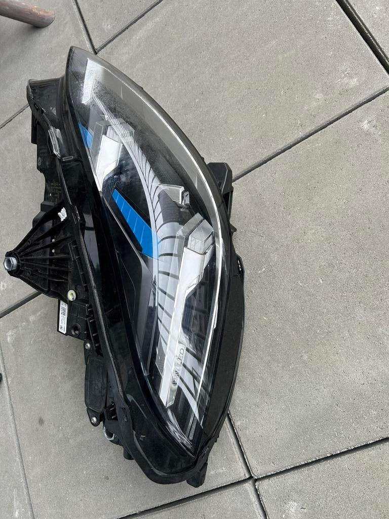 Phare avant droit à LED d'origine pour BMW Série 1 F70 2025, Autos : Pièces & Accessoires, Enlèvement, Utilisé, BMW