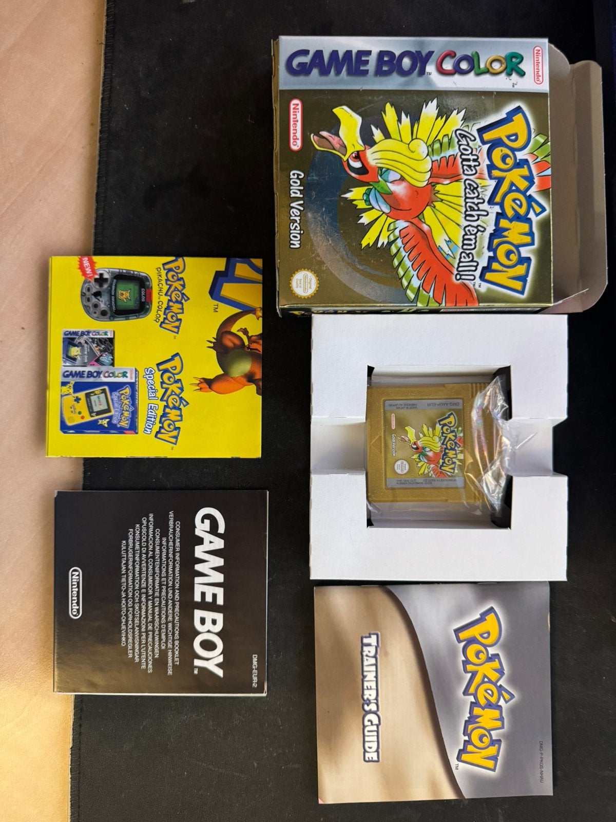 Pokemon gold cib, Games en Spelcomputers, Games | Nintendo Game Boy, Ophalen of Verzenden, Zo goed als nieuw