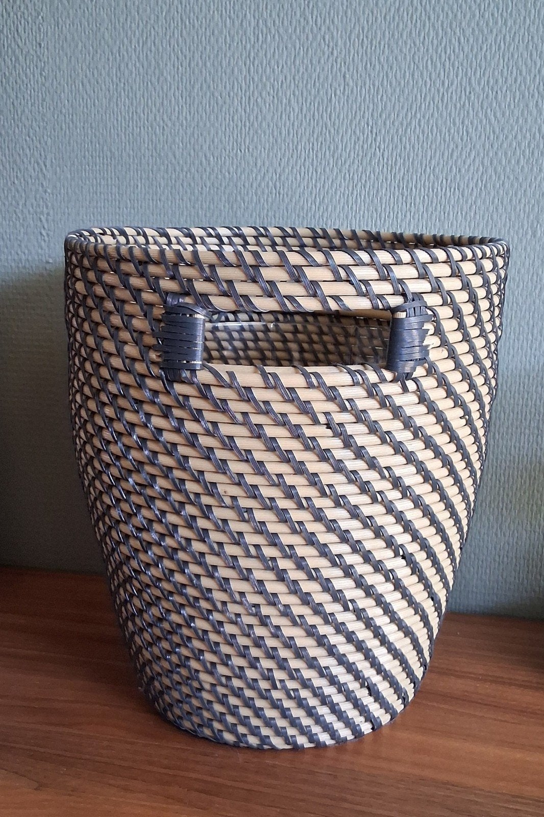 pot décoratif ikea pour intérieur ou extérieur gris foncé/be, Enlèvement ou Envoi, Comme neuf, Pot de fleurs ou jardinière