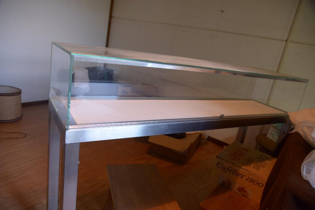 vitrine, Huis en Inrichting, Ophalen, Gebruikt, 100 tot 150 cm, 100 tot 150 cm