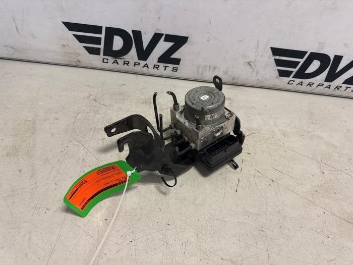 ABS Pomp van een Opel Corsa, Gebruikt, -, -, Opel