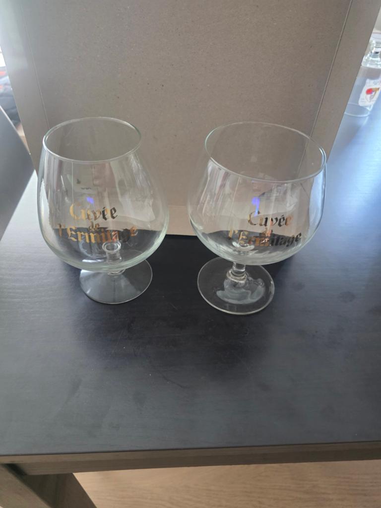 2 cuvee de l'ermitage glazen, Ophalen