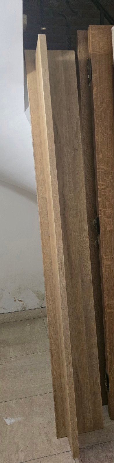 Étagère murale aspect bois - 194 cm de long
​Description, Maison & Meubles, Enlèvement