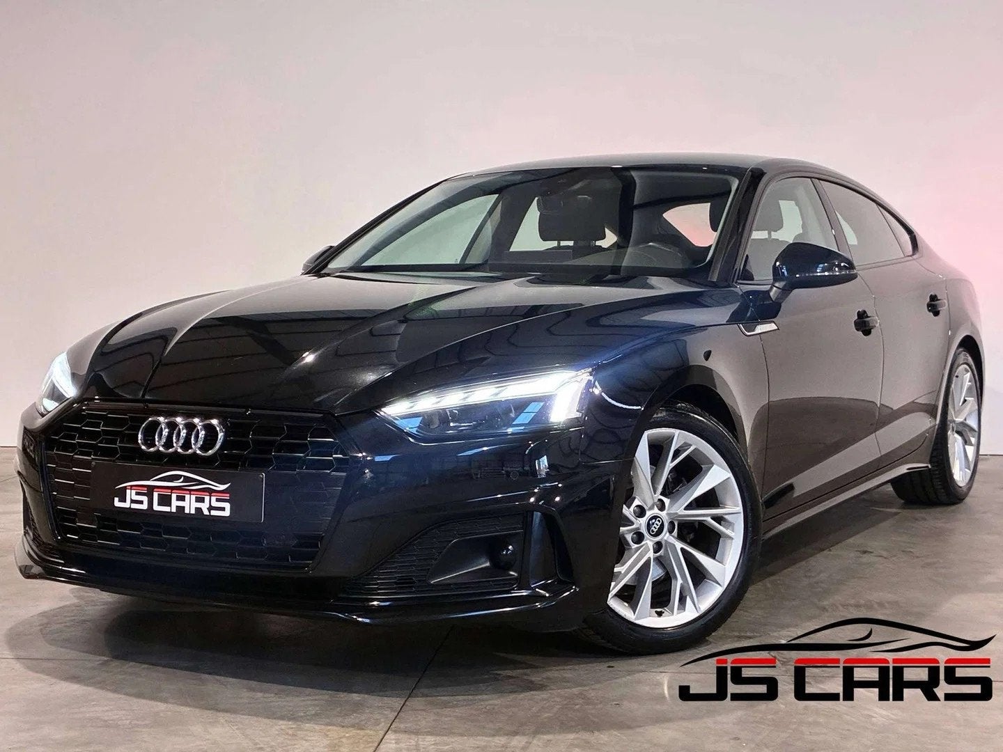 Audi A5 Sportback 2.0 TDi 1ERPRO-COCKPIT-CARPLAY-CAMERA-GPS-, Auto's, 4 zetels, Gebruikt, 4 cilinders, 136 pk