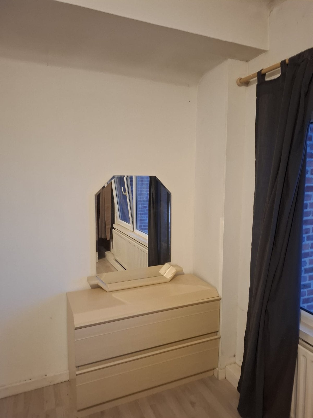 Armoire à glace, Enlèvement