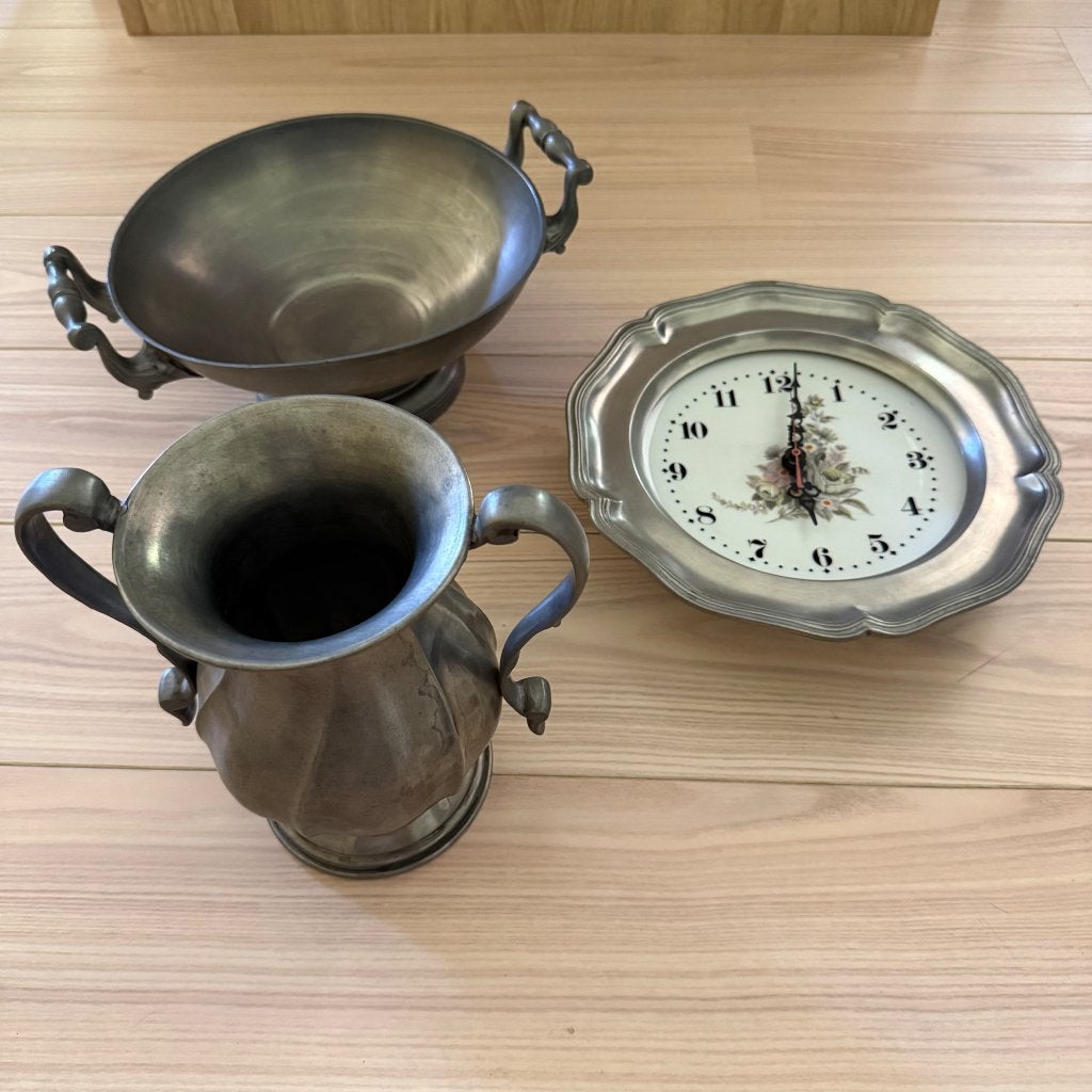 3 pièces en étain véritable : horloge / vase / corbeille, Enlèvement
