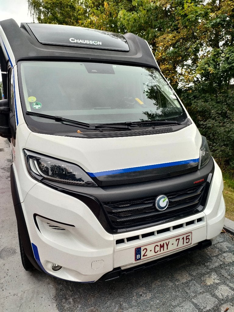 Chausson X550, Caravanes & Camping, Camping-cars, Jusqu'à 4, 6 à 7 mètres, Siège standard, Toilette à cassette