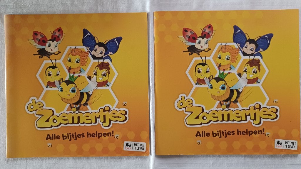 2 albums De Zoemertjes (2019), Enlèvement ou Envoi, Comme neuf, Plusieurs autocollants