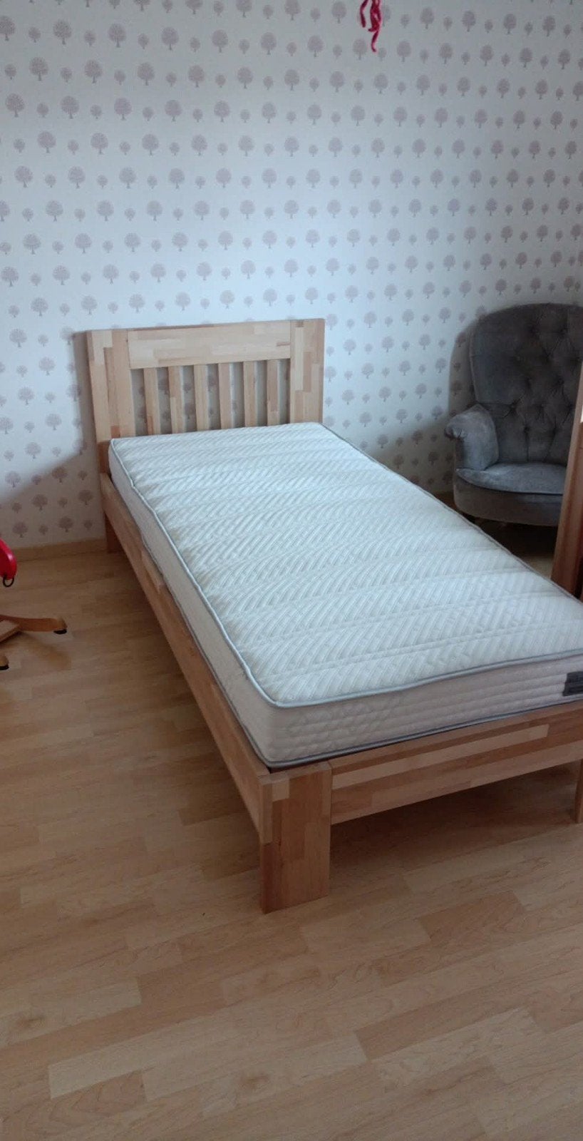 Lit 1 personne hêtre massif sans sommier ni matelas, Enlèvement