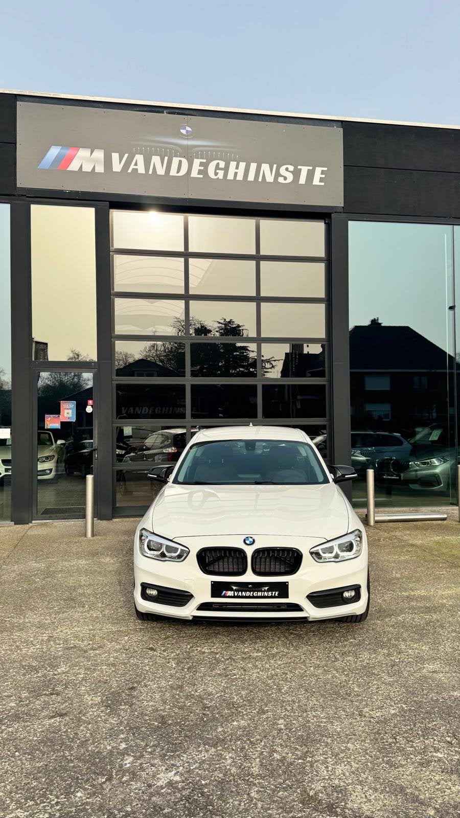 bmw 118i, Auto's, BMW, Bedrijf, Te koop, 1 Reeks, ABS, Achteruitrijcamera, Adaptieve lichten, Airbags, Airconditioning, Alarm