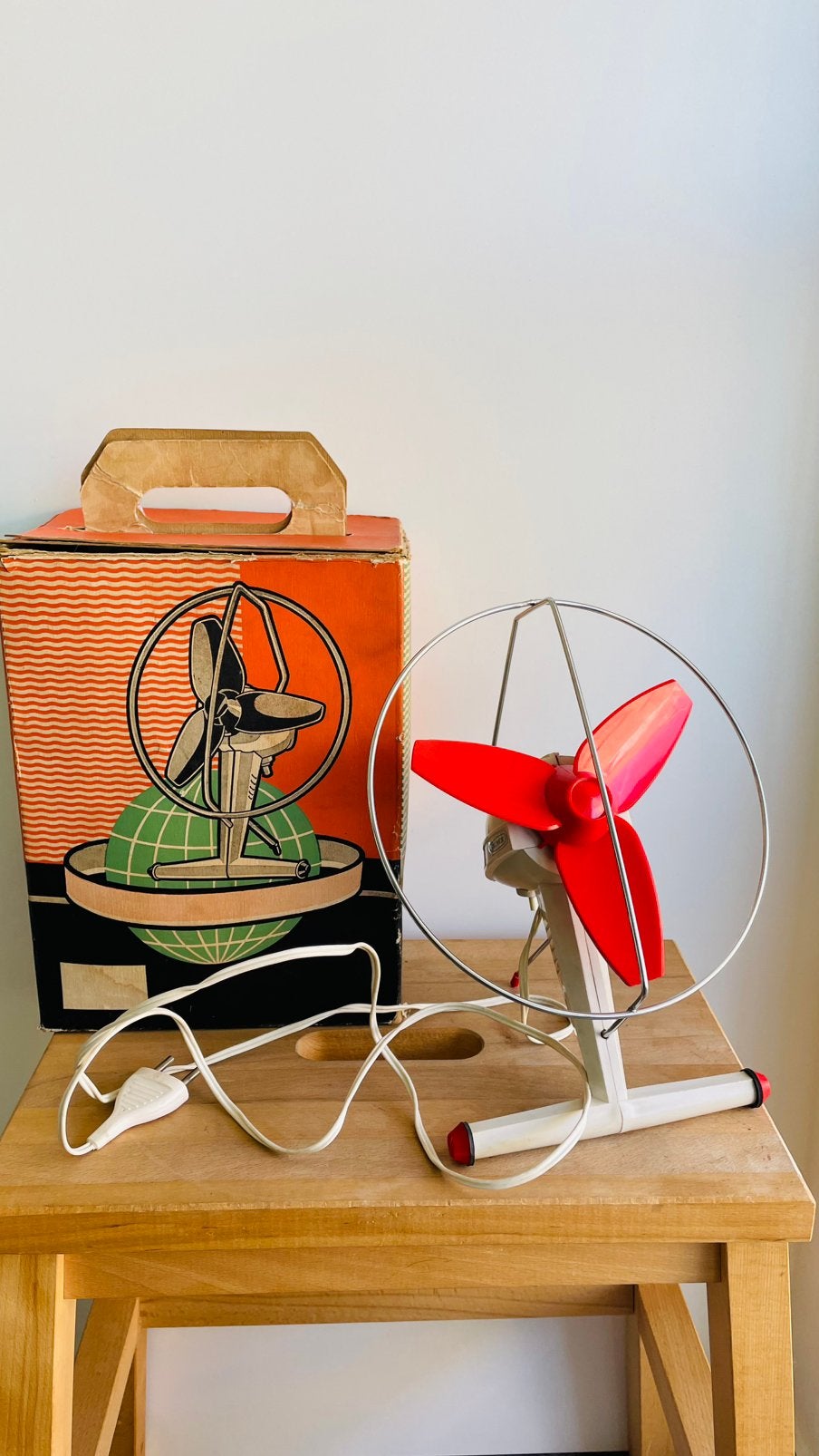 Vintage EMI jaren 60 ventilator in originele verpakking, Elektronische apparatuur, Ventilatoren, Ophalen of Verzenden, Gebruikt