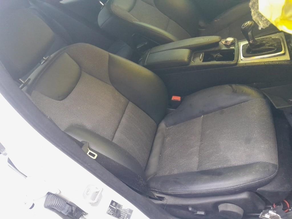 SIEGE AVANT DROIT Mercedes-Benz C (W204) (01-2007/03-2014), Utilisé, Mercedes-Benz
