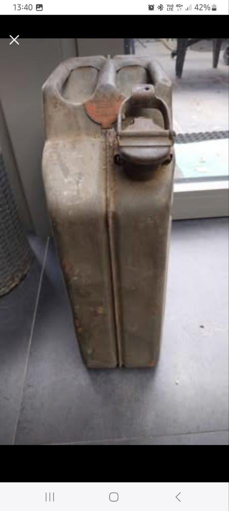 Jerrycan ABL de 1954, Enlèvement