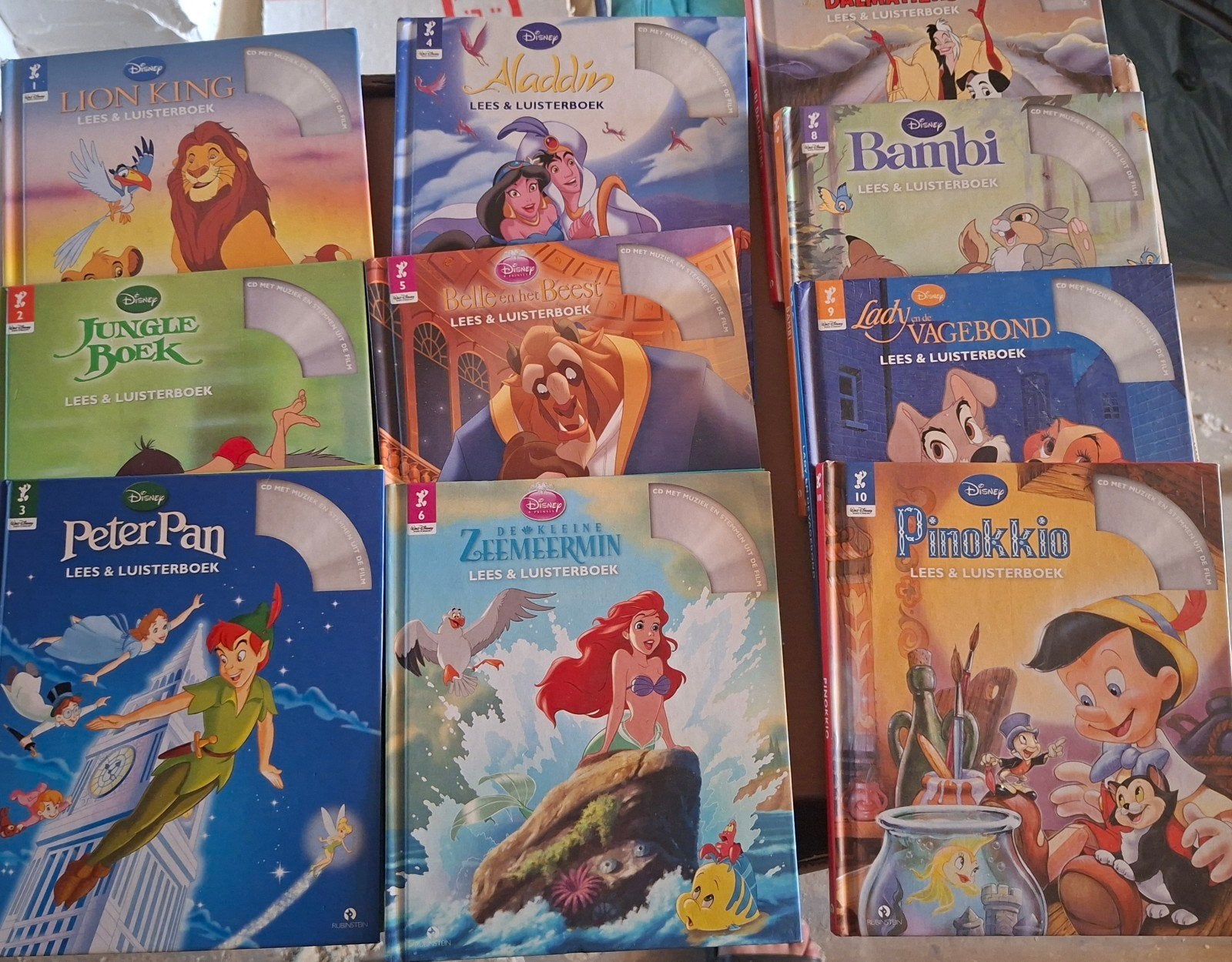 10 livres audio et de lecture Disney, y compris des CD, Enlèvement ou Envoi, Comme neuf, Walt Disney, 3 à 4 ans