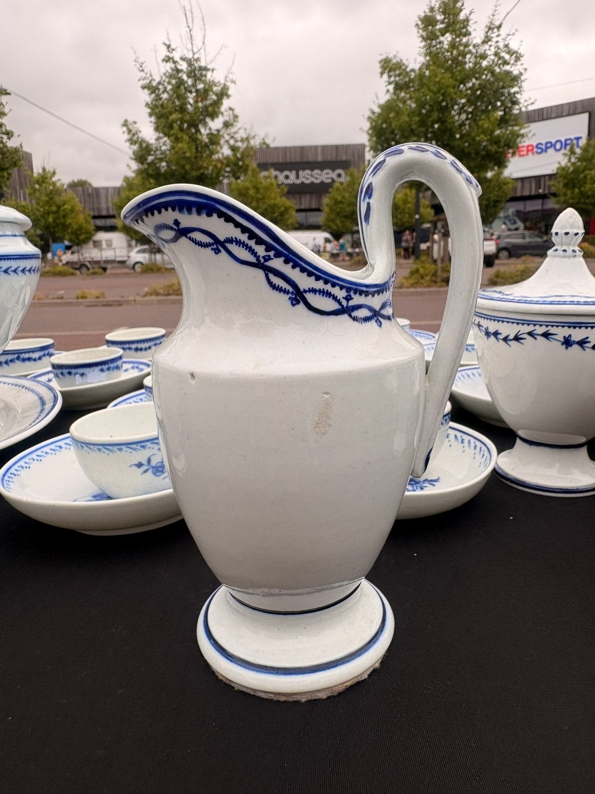 Pot à lait porcelaine de Tournai, Enlèvement ou Envoi