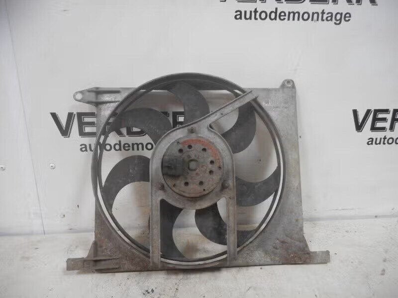 KOELVENTILATORMOTOR Opel Astra F (53 / 54 / 58 / 59), Robert Bosch AG, Gebruikt, Opel, Ophalen of Verzenden