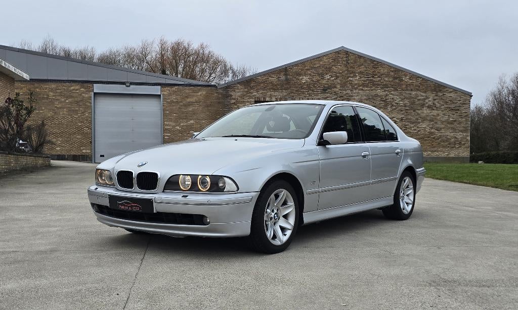 BMW 530i e39 Auto. ** Airco - 2e prop depuis 2004 ** GAR 12M, Cuir, Argent ou Gris, Entreprise, Garantie prolongée