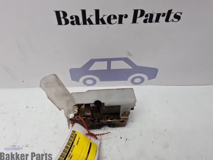 Serrure portière mécanique 4portes arrière gauche d'un Re, -, Renault, -, 3 mois de garantie